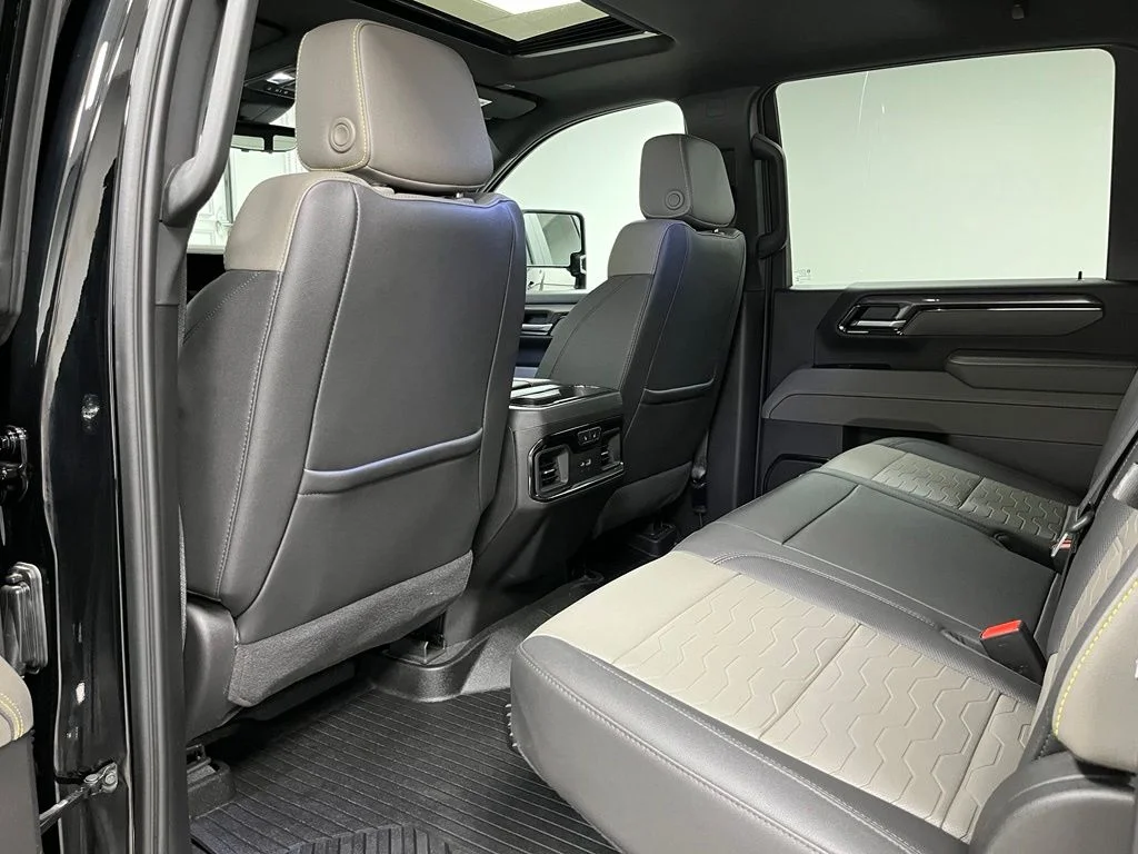 Used 2025 Black Chevrolet ZR2 image 45