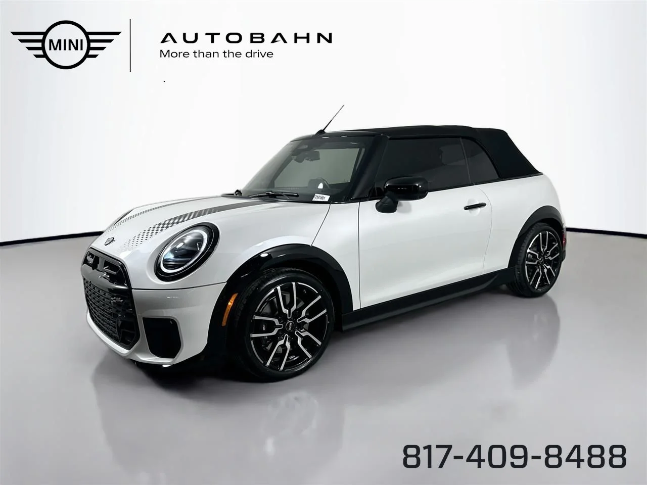 2026 MINI Convertible Cooper S's photo