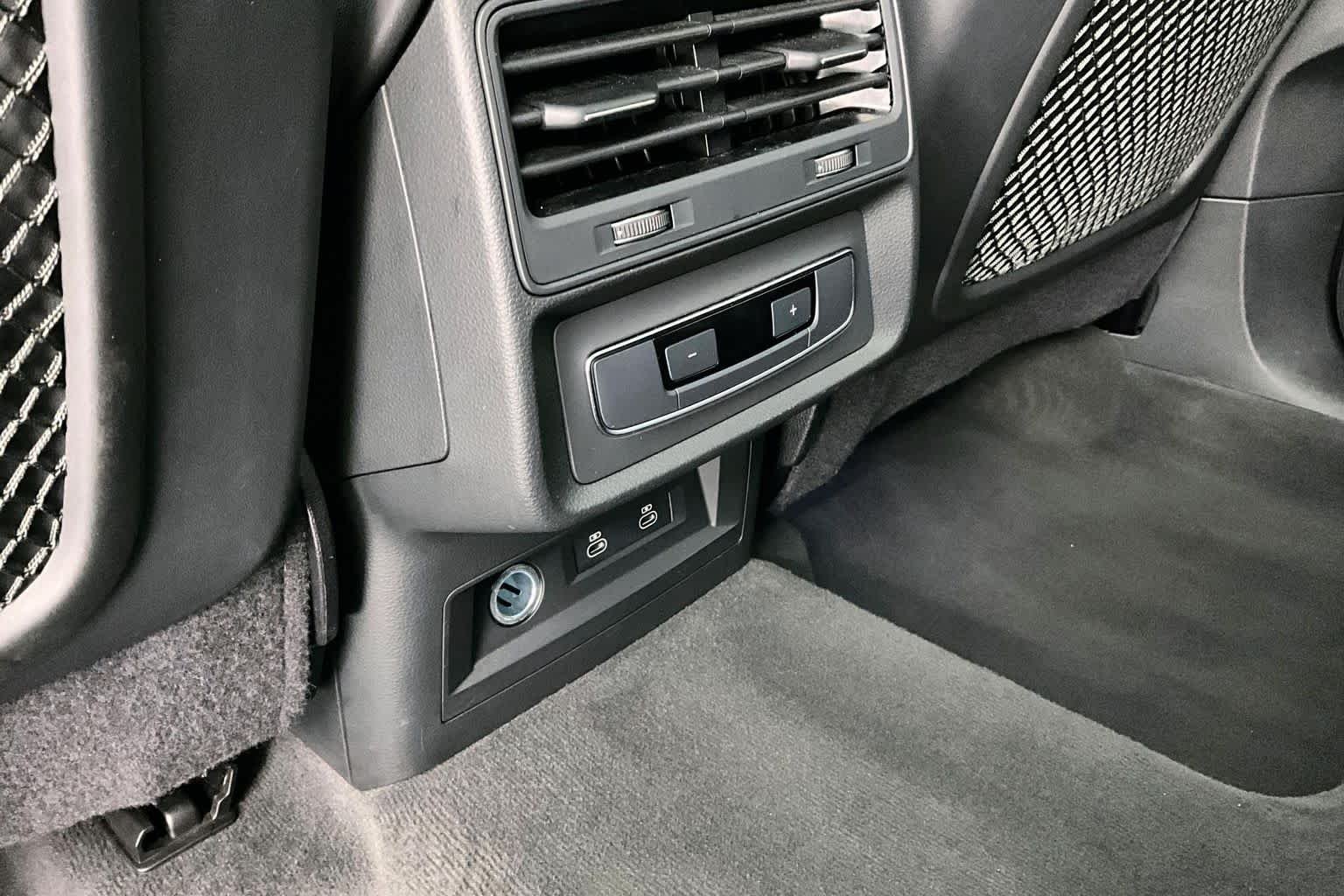 2024 Audi Q7 Premium Plus - Photo 28