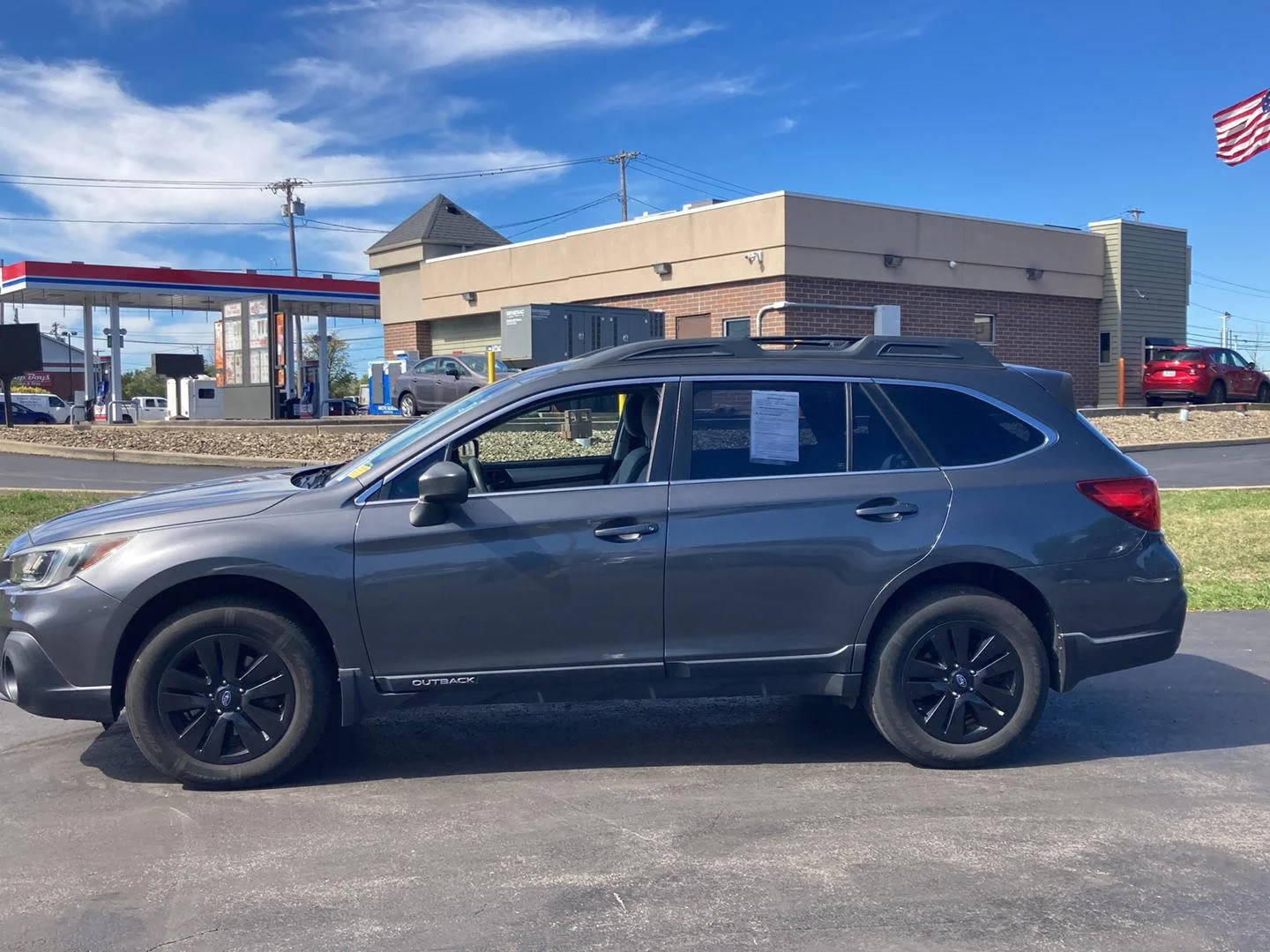 Used 2019 Magnetite Gray Metallic Subaru  image 4