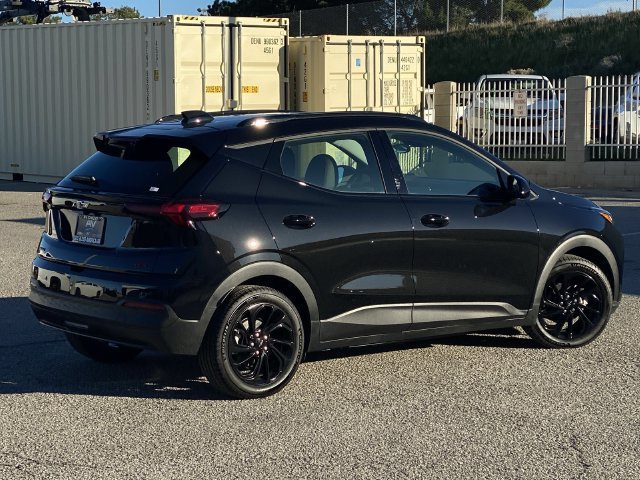 2027 Chevrolet Bolt RS - Photo 13