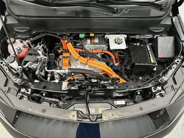 2027 Chevrolet Bolt RS - Photo 19