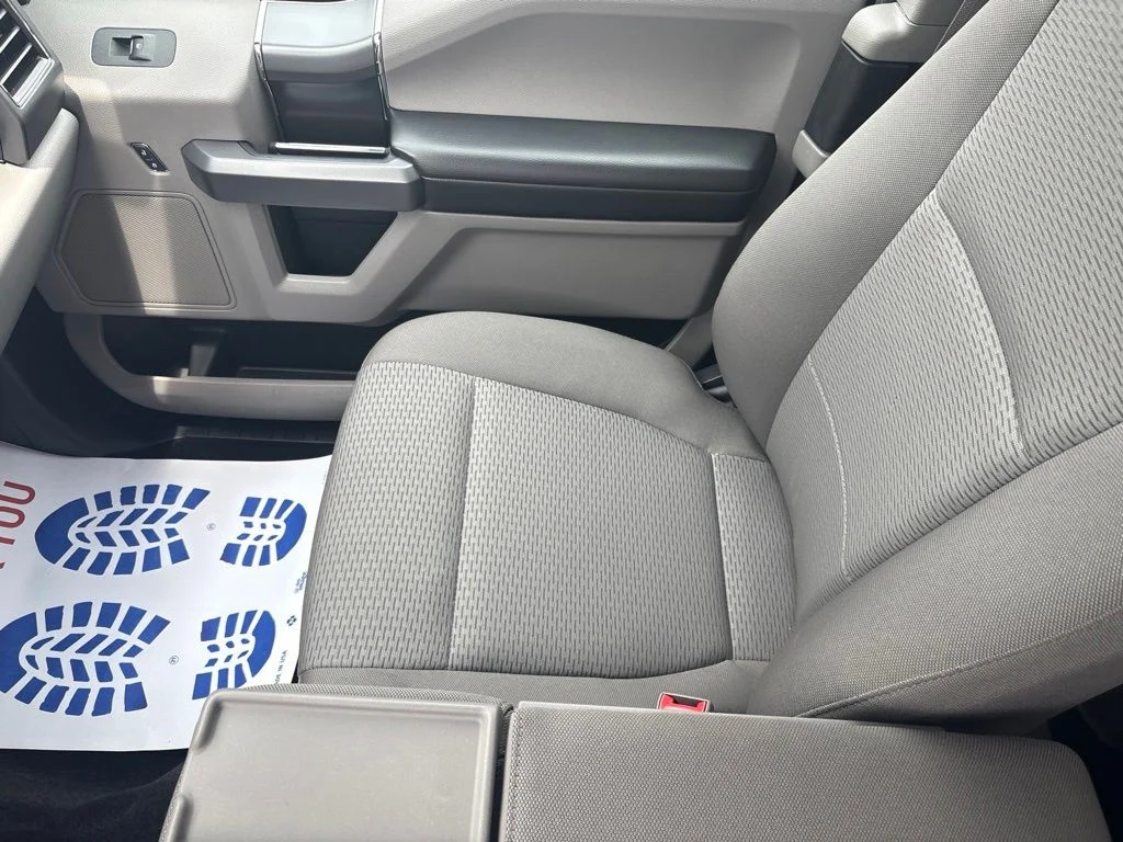 Used 2018 Gray Ford XLT image 25