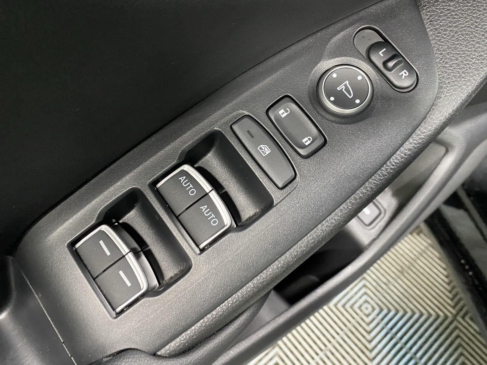 Used 2022 Crystal Black Pearl Honda Sport image 17