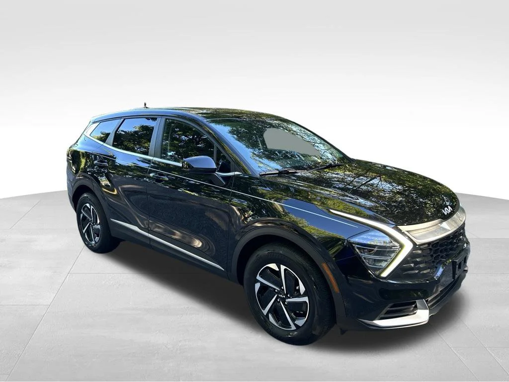 Used 2025 Black Kia LX image 8