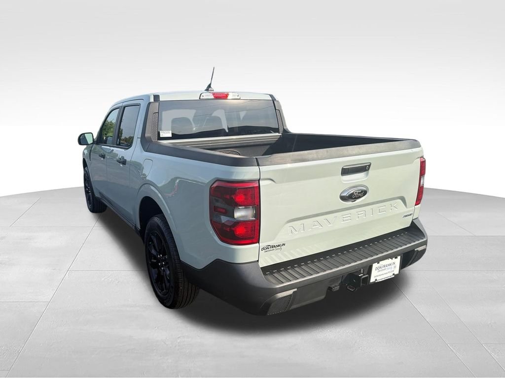 Used 2024 Green Ford XLT image 18