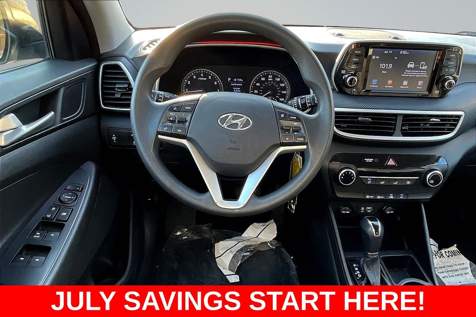 Used 2019 Black Hyundai SE image 8