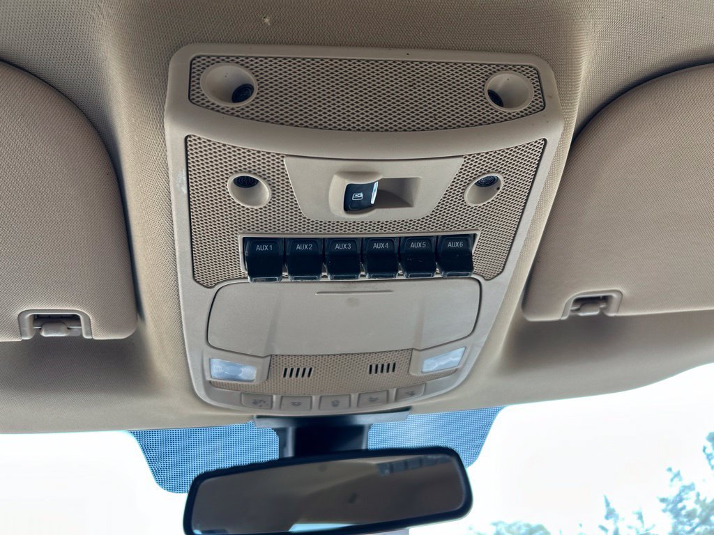 Used 2019 Oxford White Ford Lariat image 34