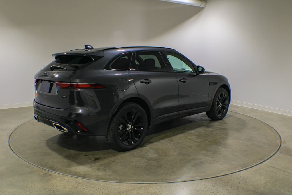 2026 Jaguar F-Pace R-Dynamic S - Photo 6