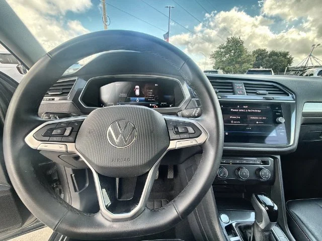 2024 Volkswagen Tiguan SE - Photo 11