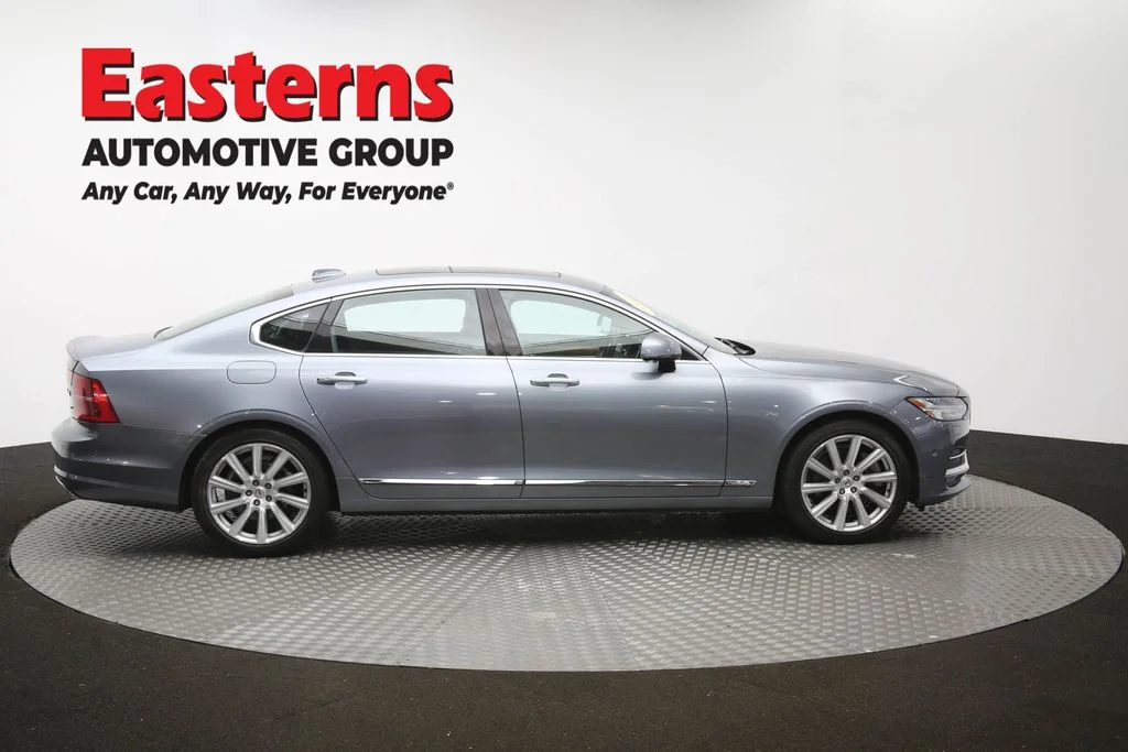 Used 2018 Gray Volvo T6 Inscription image 46