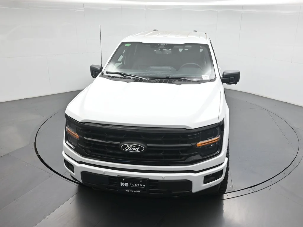 New 2026 Oxford White Ford XLT image 36