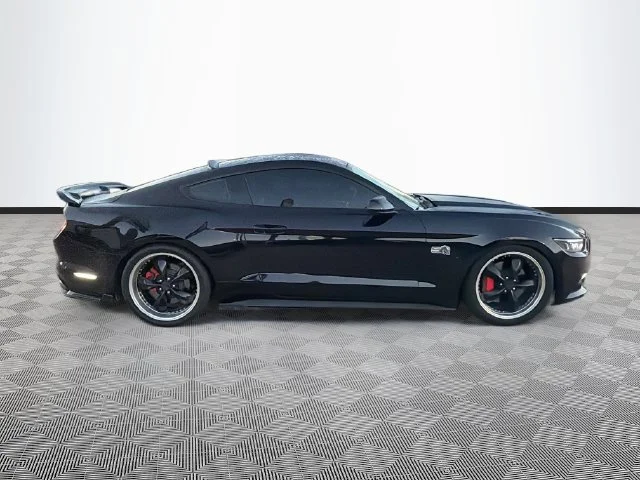 Used 2017 Black Ford GT image 8