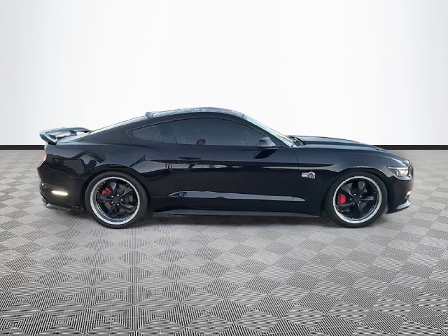 Used 2017 Black Ford GT image 8