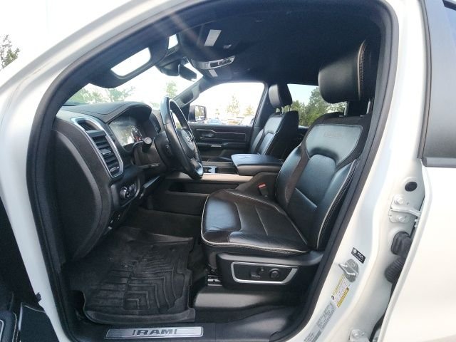 Used 2022 White Ram Laramie image 28
