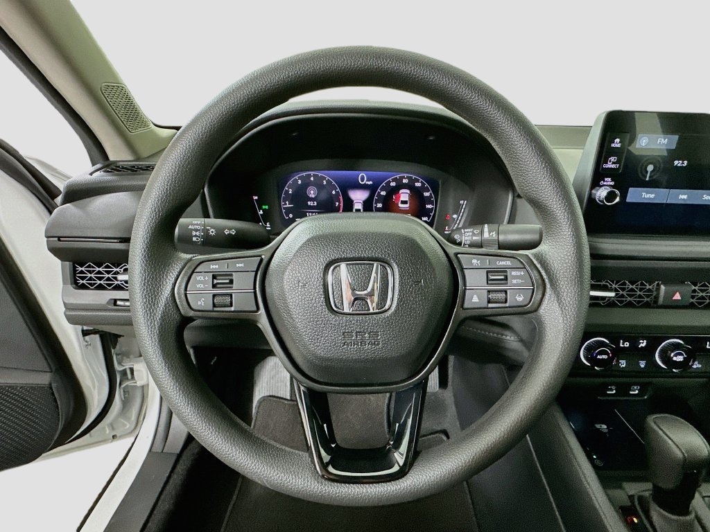 New 2026 Platinum White Pearl Honda SE image 10