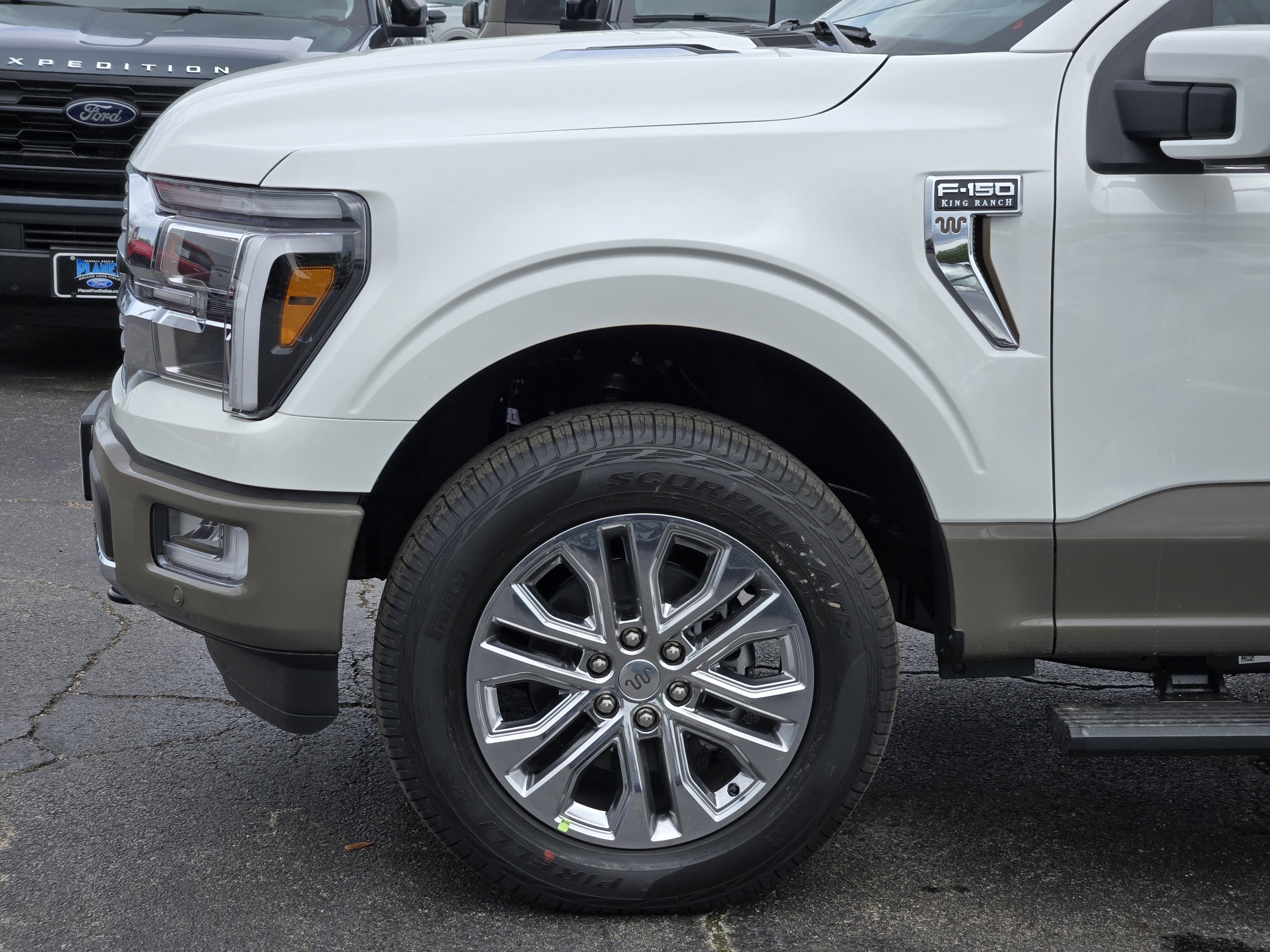 New 2026 Star White Metallic Tricoat Ford King Ranch image 6