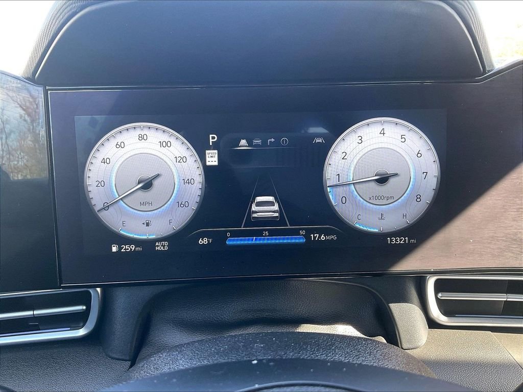 Used 2025 White Hyundai SEL Convenience image 25