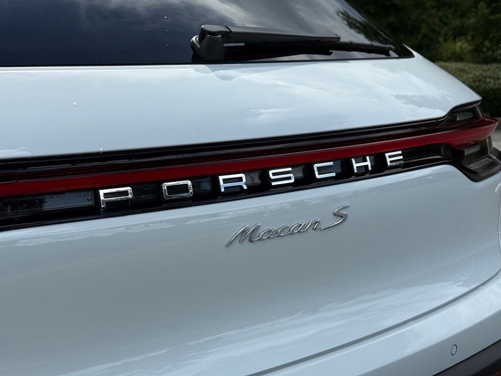 Used 2026  Porsche S image 27