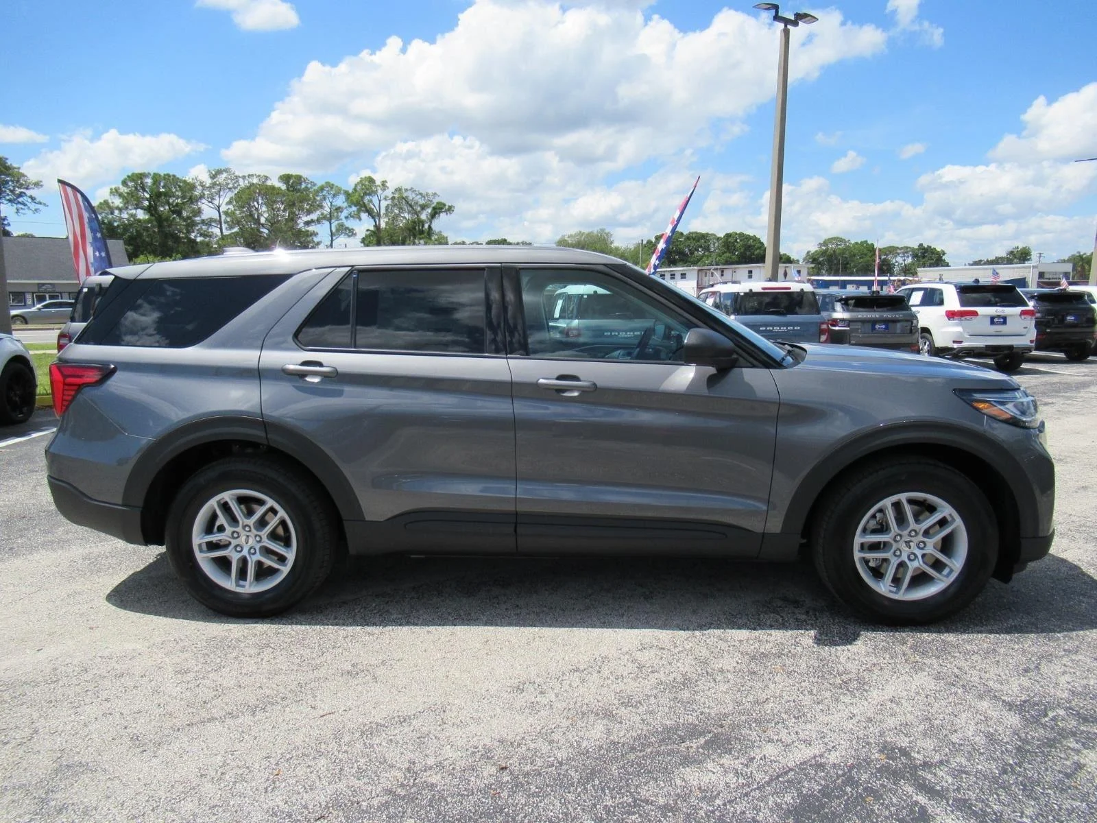 New 2026 Carbonized Gray Metallic Ford Active 100A image 2