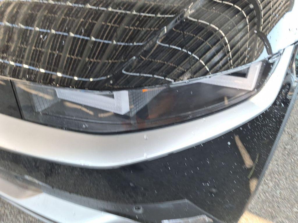 New 2026 Black Hyundai SEL image 9