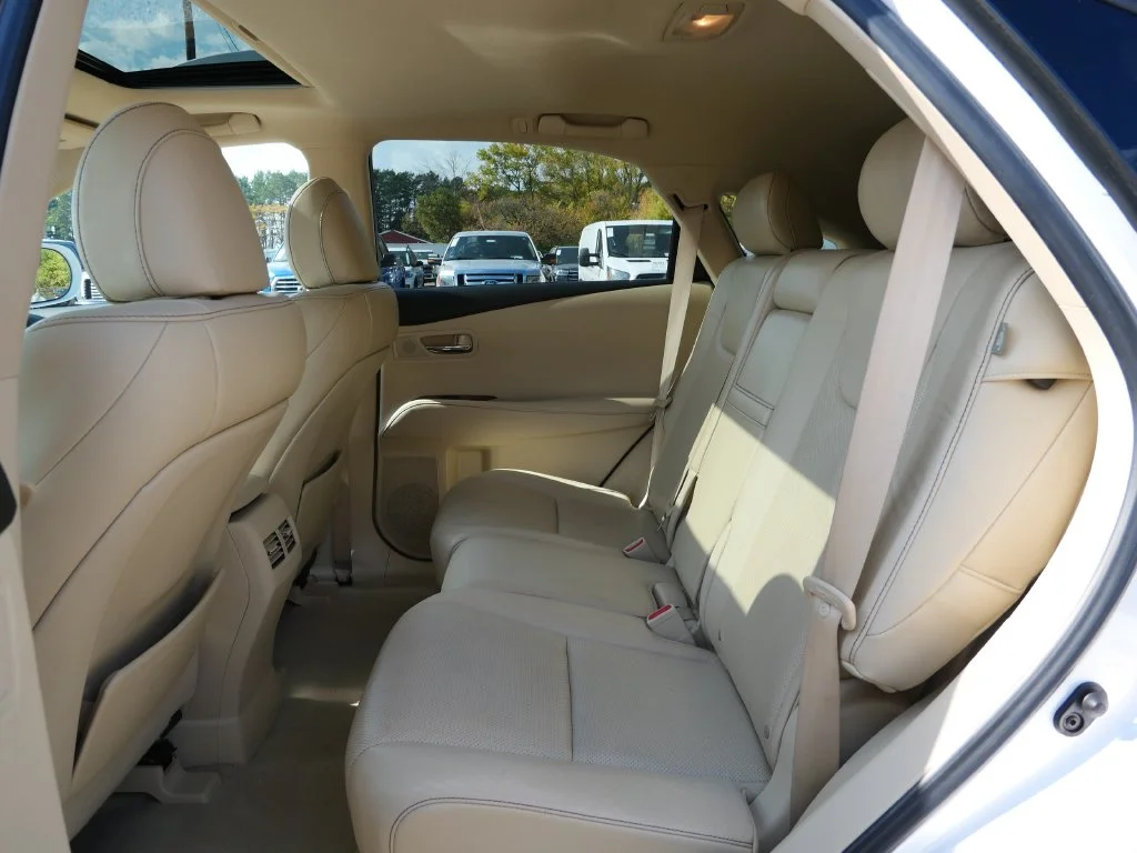 Used 2013  Lexus 350 image 15