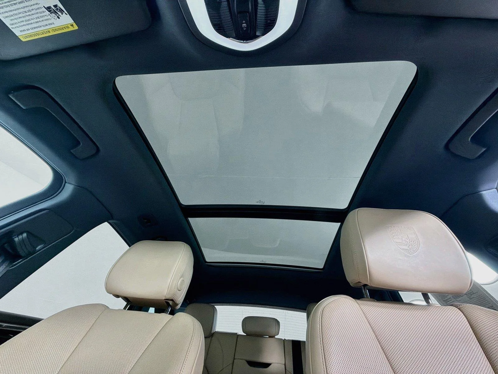 Used 2023 White Porsche  image 6