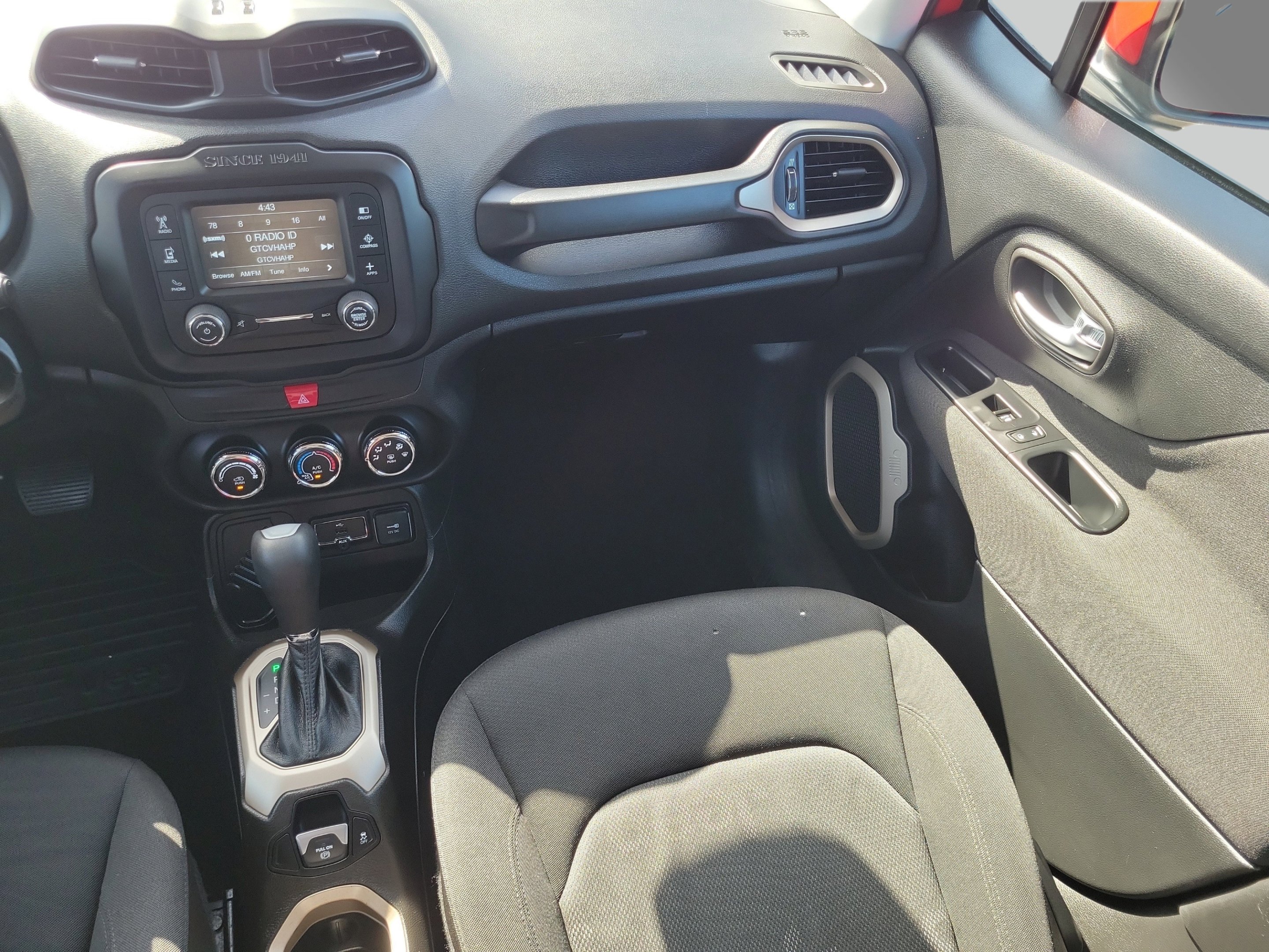 Used 2017 Colorado Red Jeep Latitude image 14