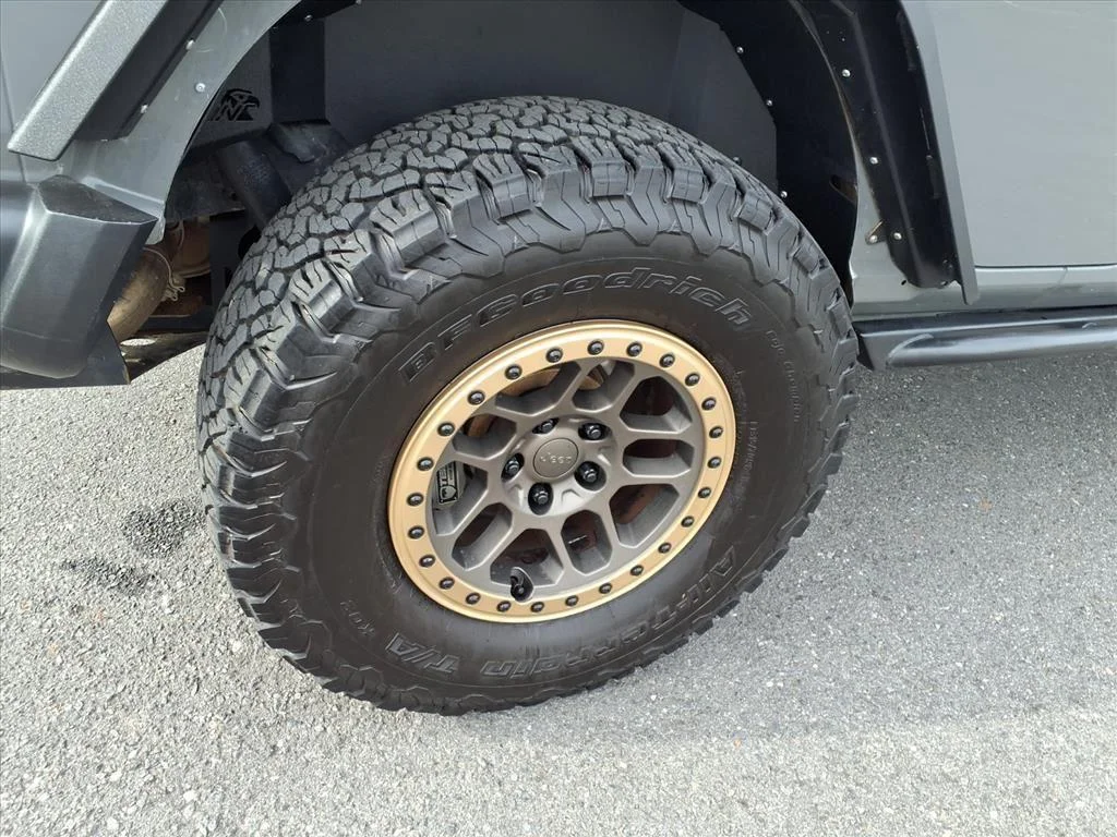 Used 2022 Sting-Gray Clearcoat Jeep Unlimited Rubicon 392 image 21
