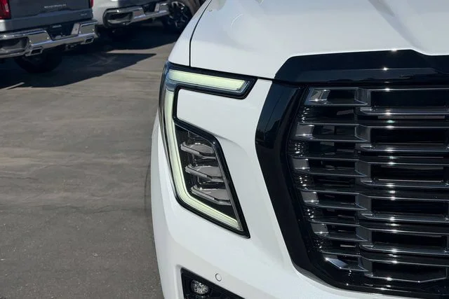 New 2026 Glacier White Tricoat GMC Denali Ultimate image 4