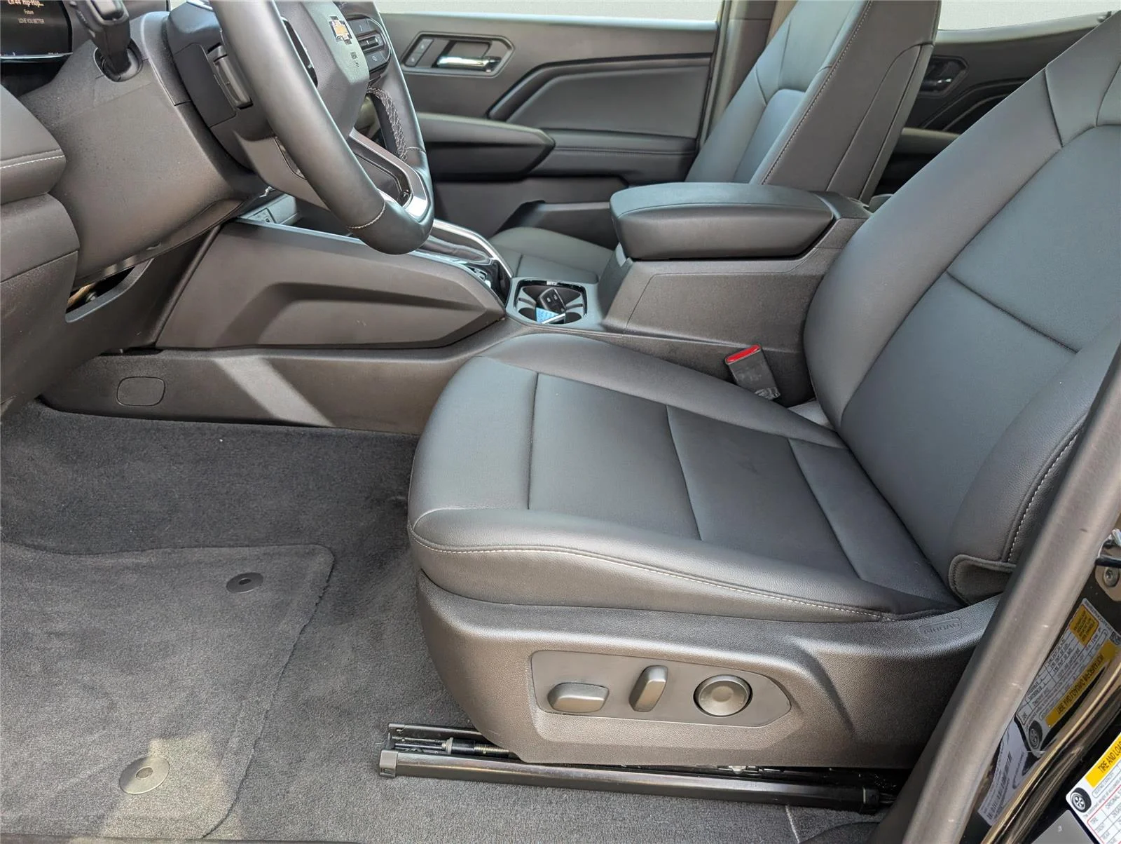 Used 2024 Black Chevrolet LT image 9
