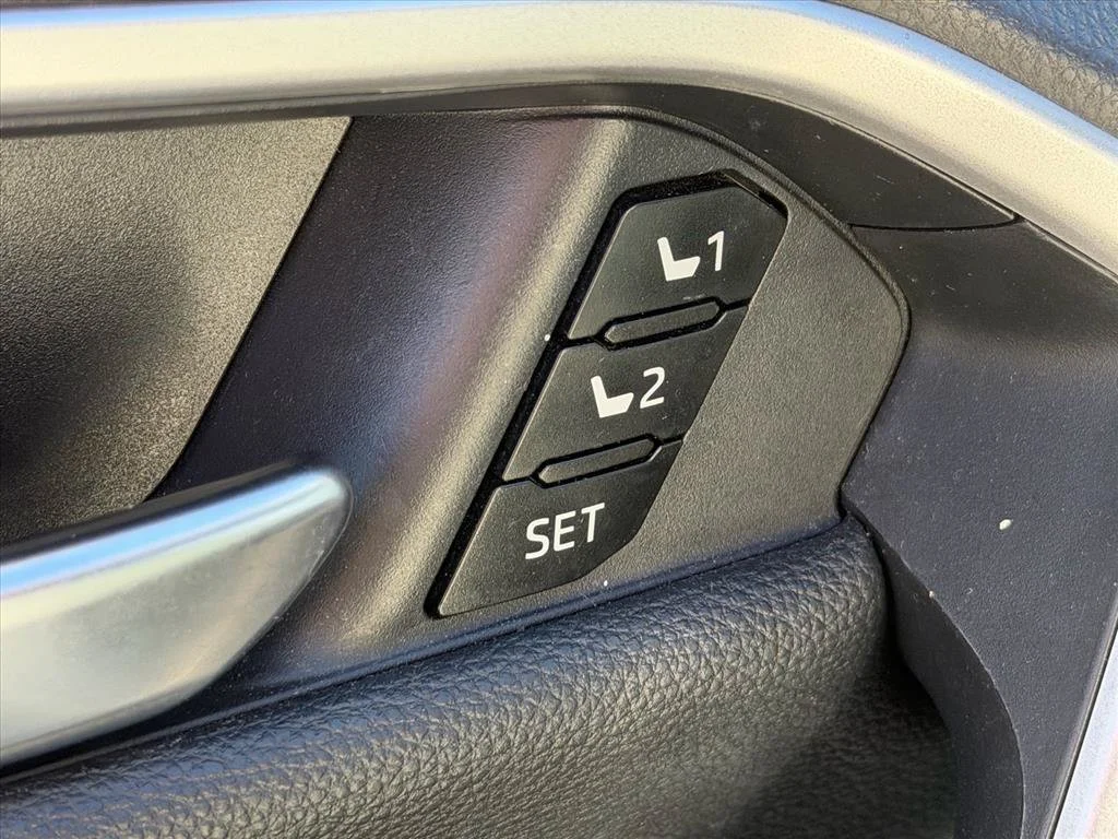 Used 2022 White Toyota Limited image 18