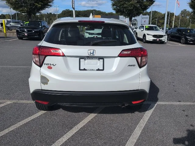 Used 2017 Gray Honda LX image 6