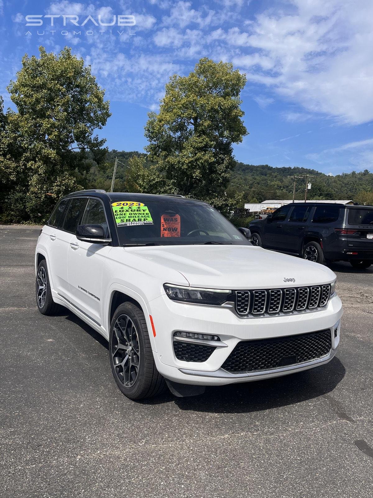 Used 2023 Bright White Clearcoat Jeep Summit Reserve image 2