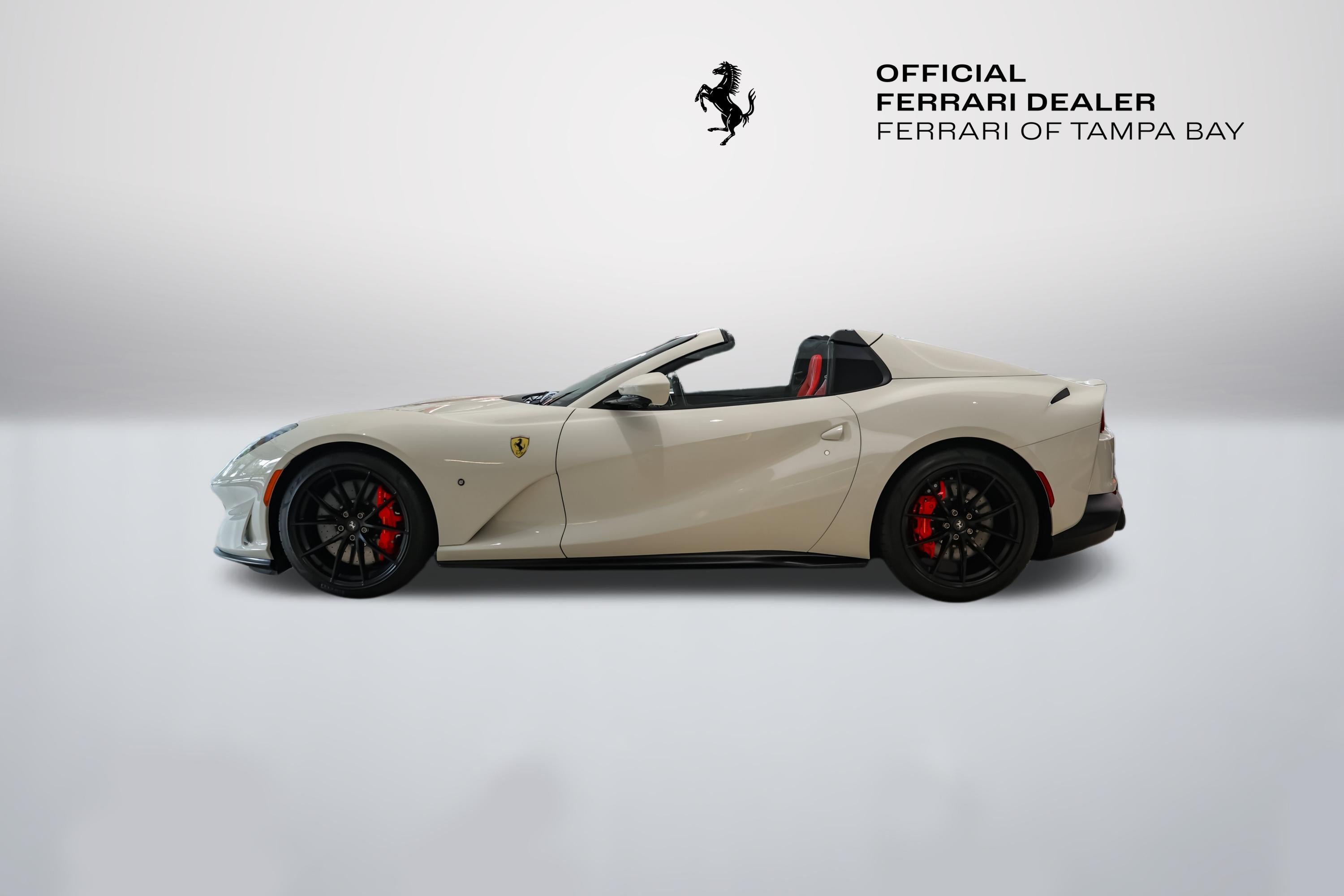 Used 2021 Bianco Avus Ferrari  image 2
