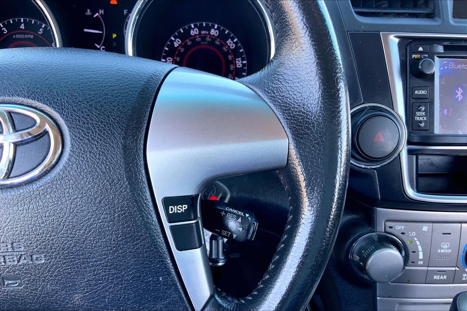 Used 2013 Magnetic Gray Metallic Toyota SE image 24