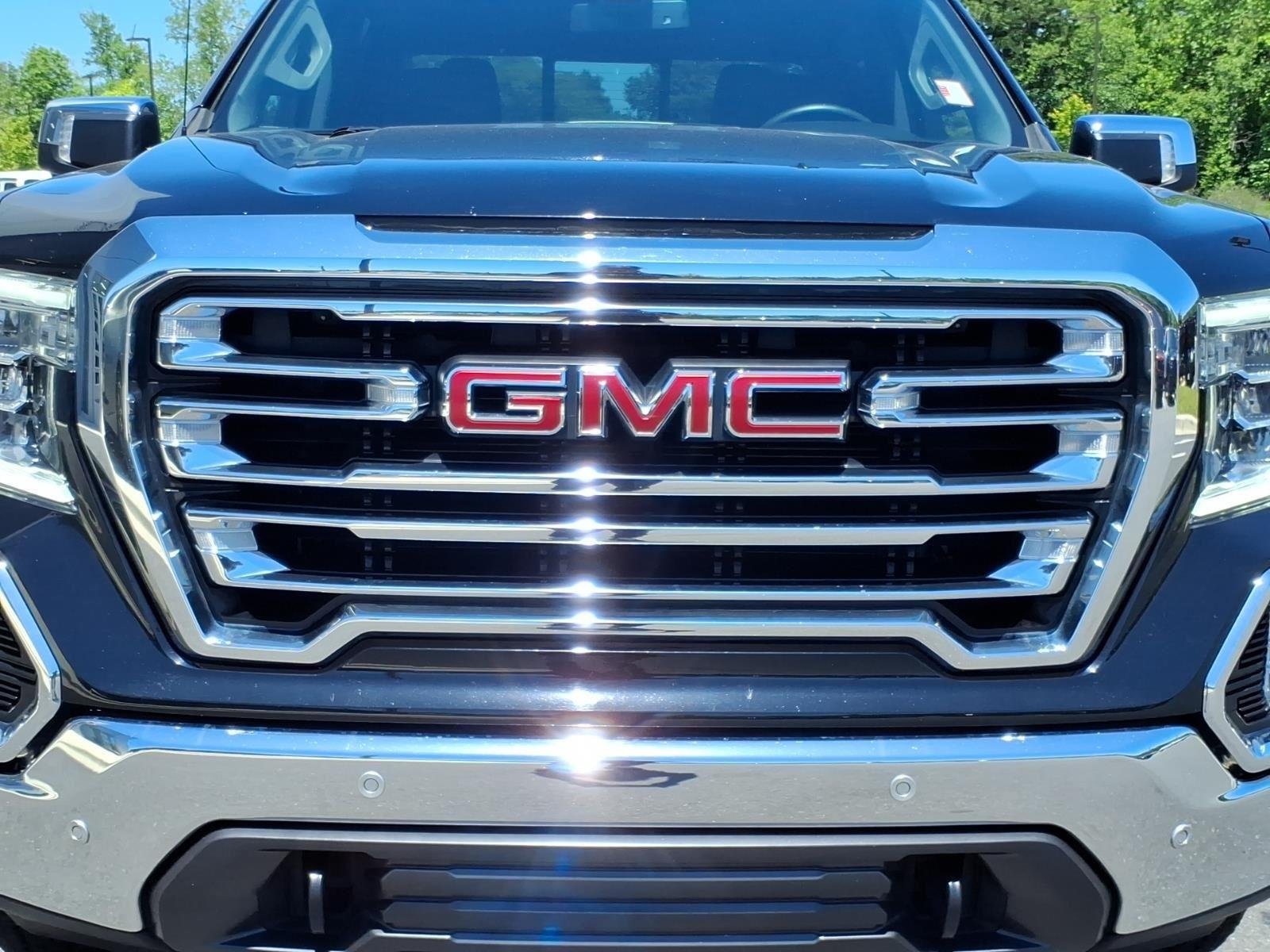 Used 2021 Onyx Black GMC SLT image 13