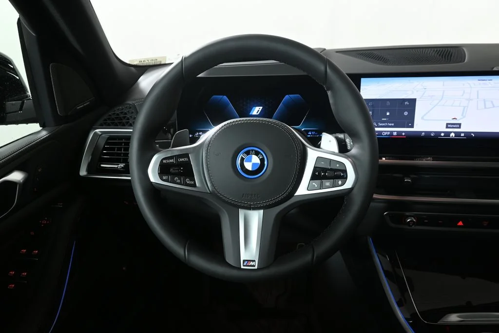 Used 2026 Black BMW xDrive50e image 18
