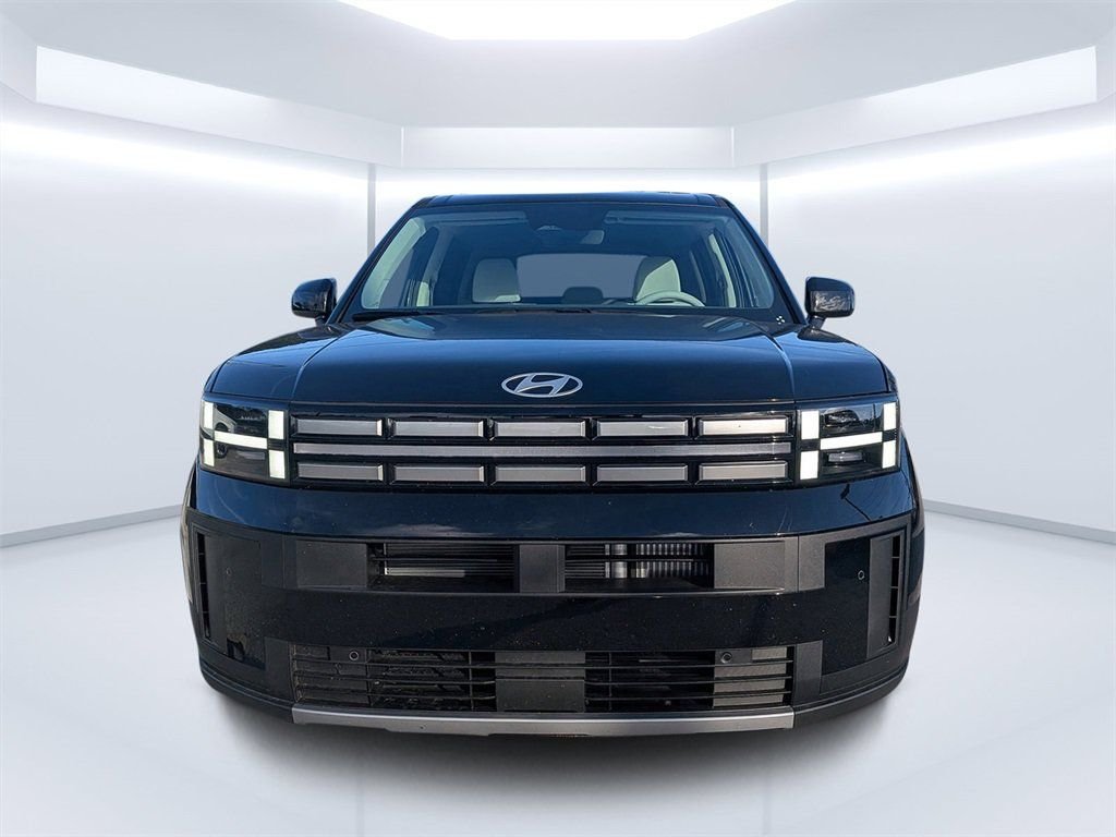 New 2026 Black Hyundai SE image 8