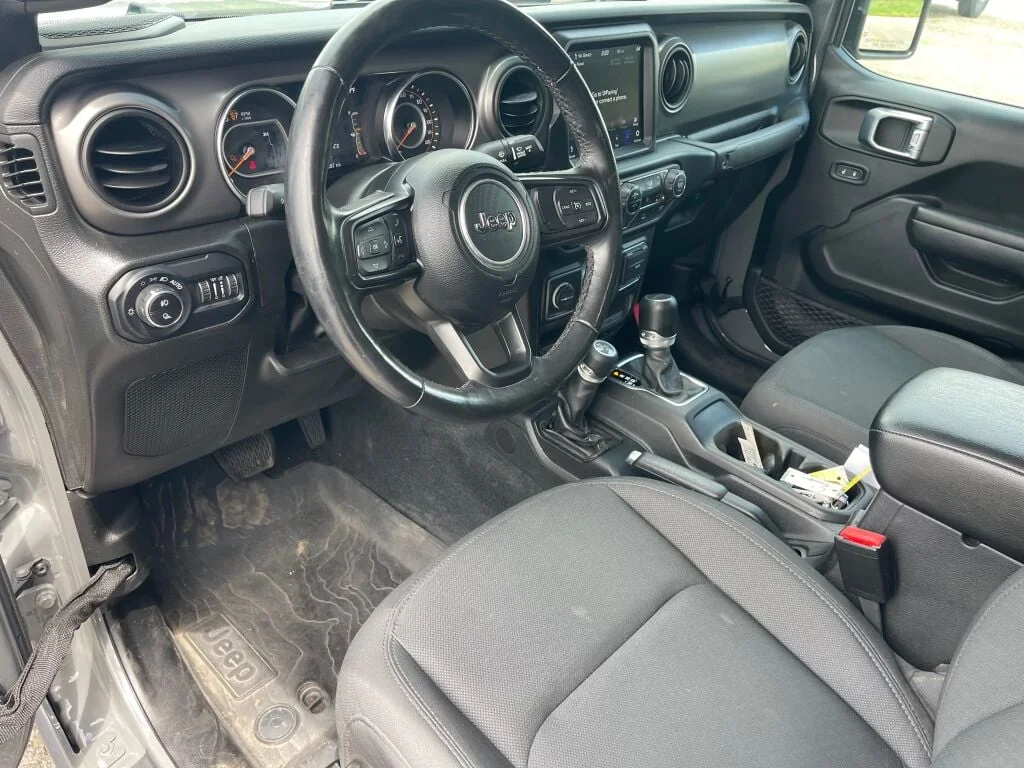 Used 2022 Sting-Gray Clearcoat Jeep Willys image 5