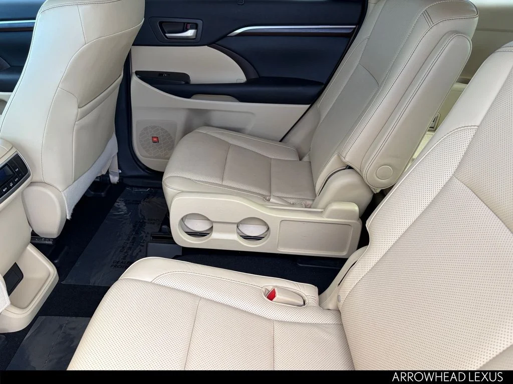 Used 2016 White Toyota Limited image 13