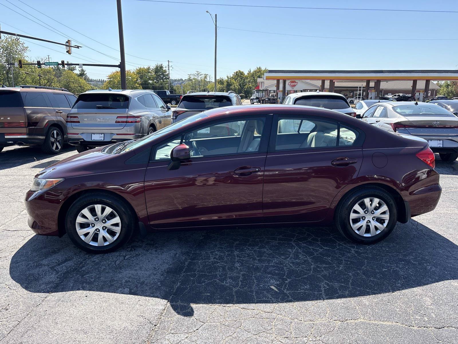 Used 2012  Honda LX image 4
