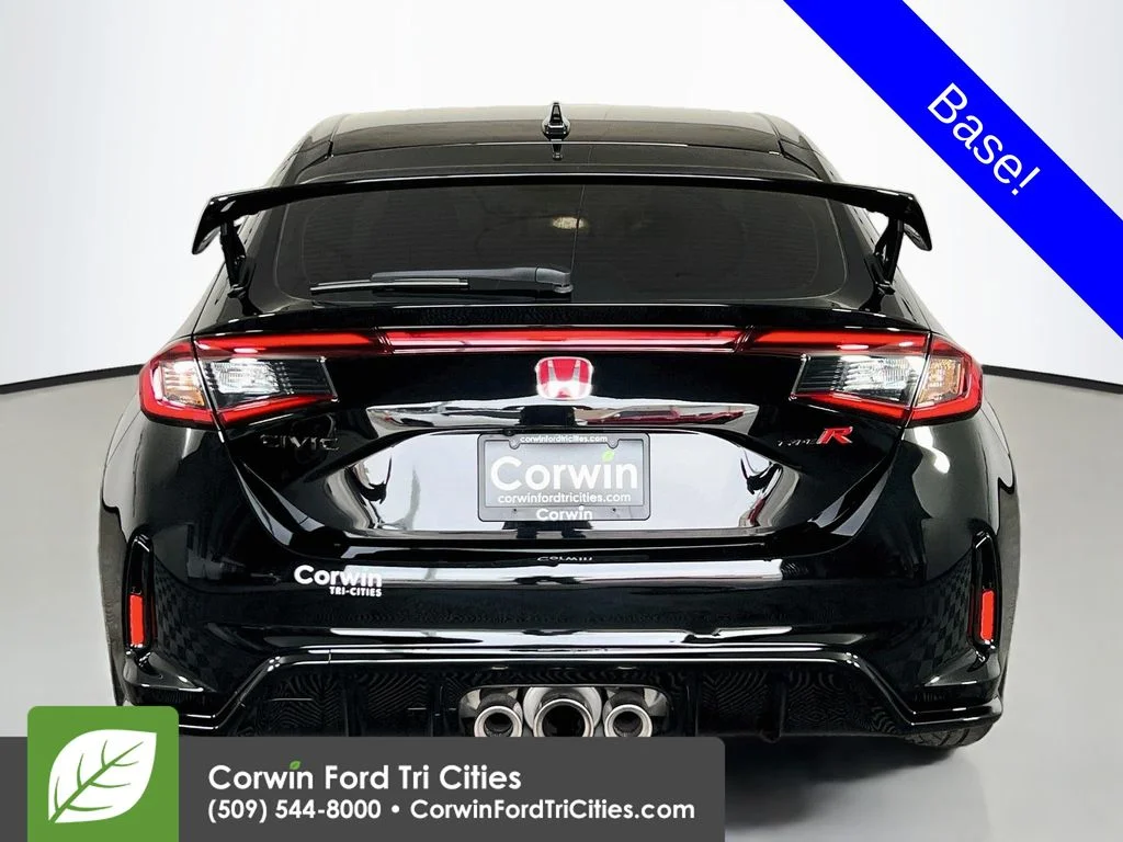 Used 2025 Crystal Black Pearl Honda  image 13