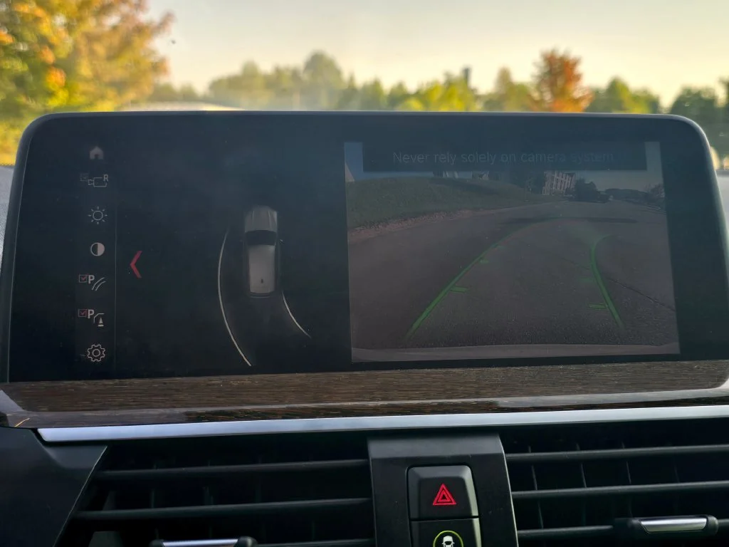 Used 2019 White BMW sDrive30i image 32