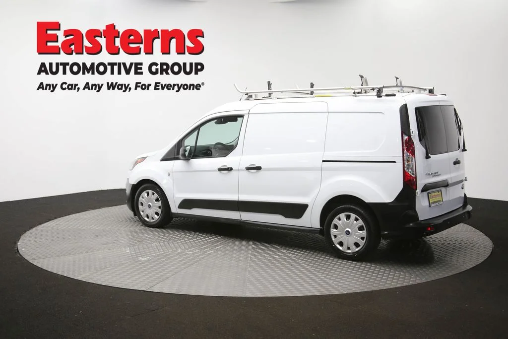 Used 2022 White Ford XL image 65