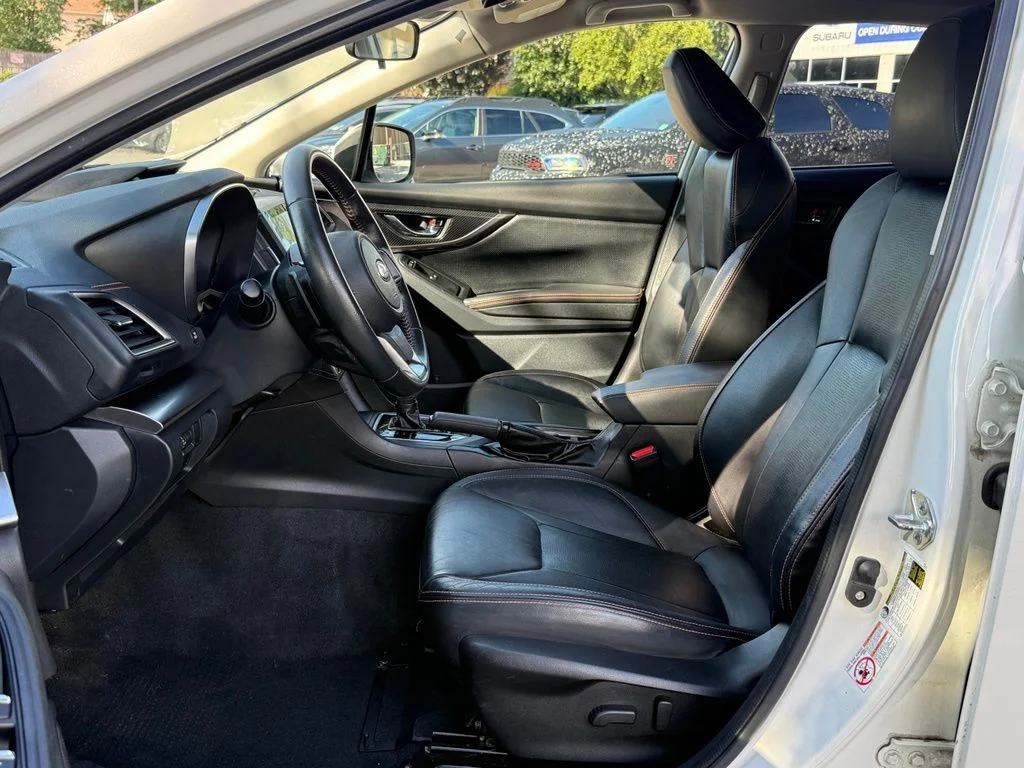 Used 2019 White Subaru 2.0i Limited image 22