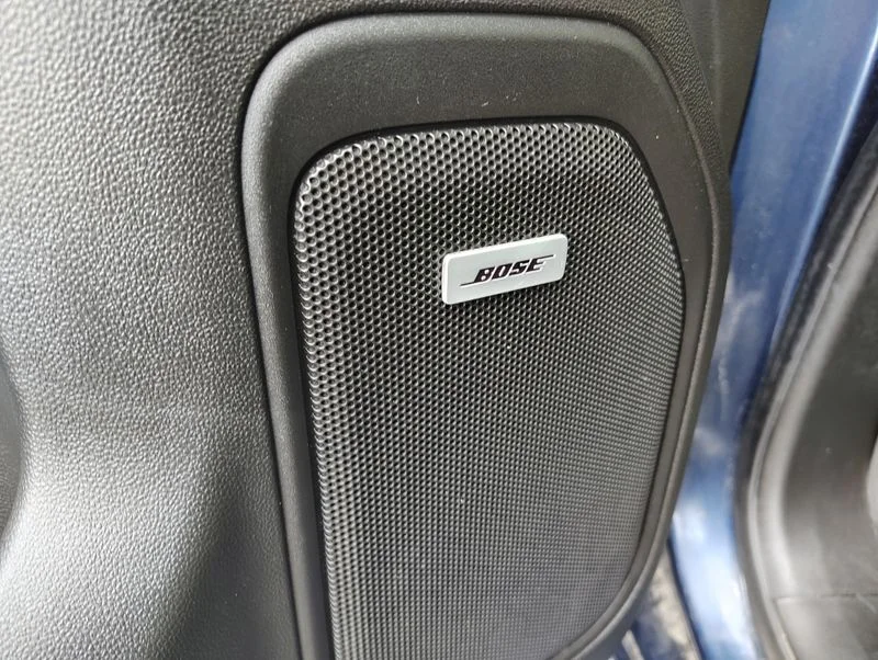 Used 2020 Blue Chevrolet LT Trail Boss image 11