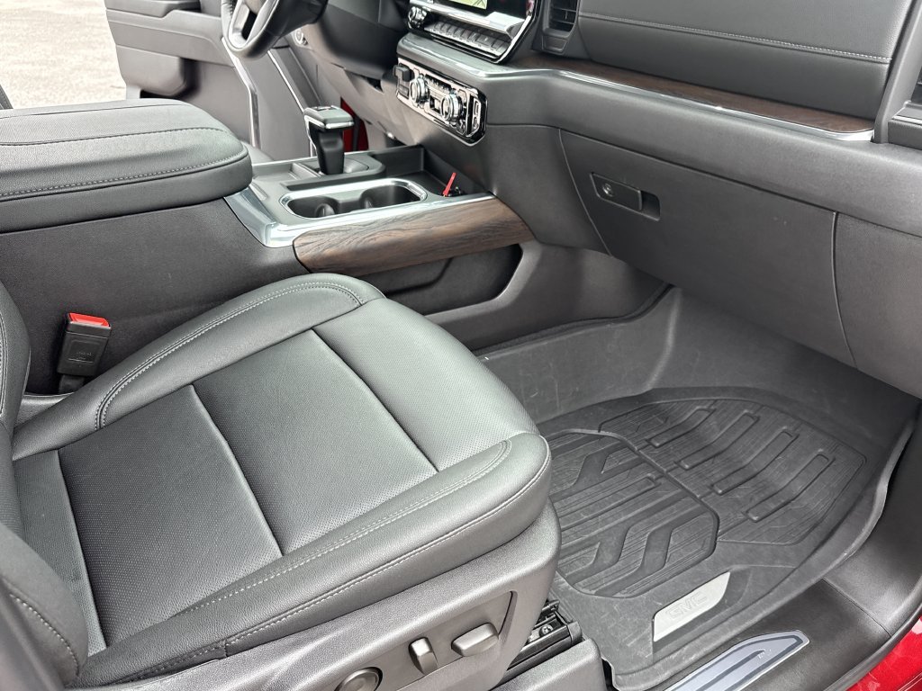2024 GMC Sierra 1500 SLT - Photo 33