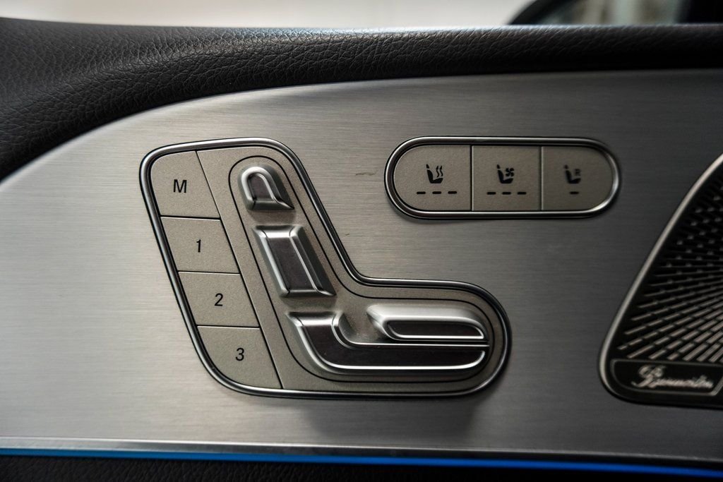 Used 2025 Black Mercedes-Benz GLS 450 image 6