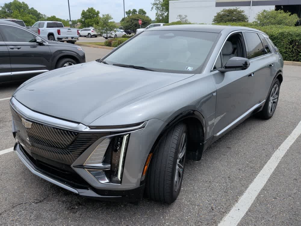 Used 2024 Cadillac LYRIQ Luxury 1 with VIN 1GYKPPRL1RZ102534 for sale in Pittsburgh, PA
